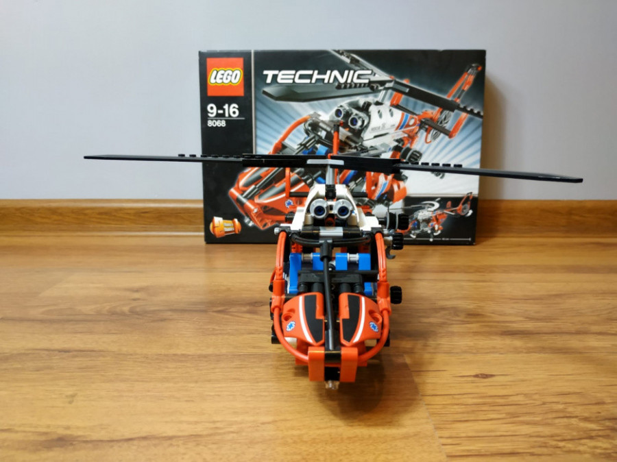 Lego Technic 8068 2w1 Helikopter ratunkowy: zdjęcie 77289907