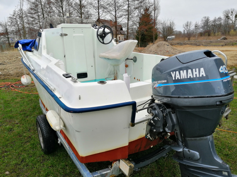 Jacht, łódź motorowa - kabinowa OMC, silnik Yamaha 40 km. + przyczepa: zdjęcie 86767394