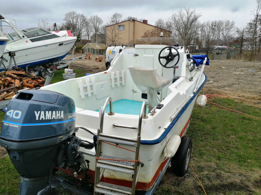 Jacht, łódź motorowa - kabinowa OMC, silnik Yamaha 40 km. + przyczepa: zdjęcie 86767397