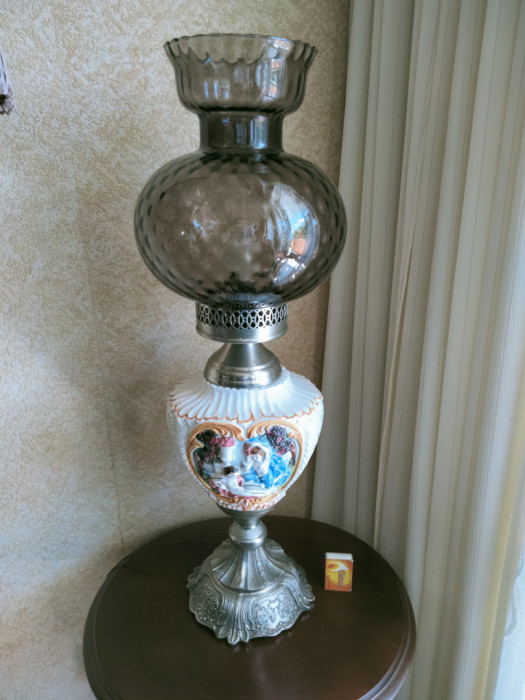 Wielka lampa Capodimonte - porcelana.