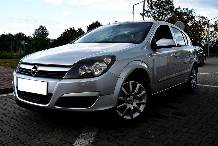 Opel Astra  1.6 Benzyna 105 KM: zdjęcie 89504761