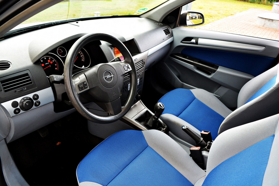 Opel Astra  1.6 Benzyna 105 KM: zdjęcie 89504774