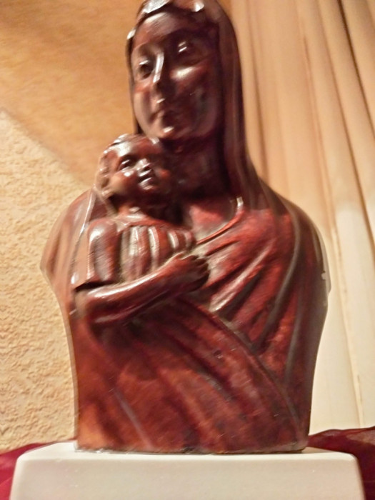 Matka Boża z dzieciątkiem Jezus sygnowana marmur