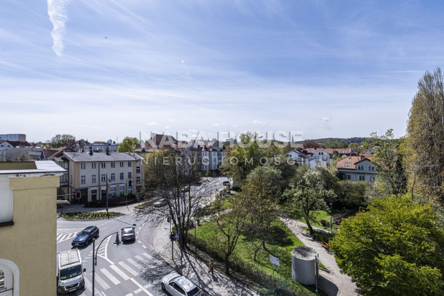 Słoneczne mieszkanie  z balkonem, blisko plaży: zdjęcie 91677824