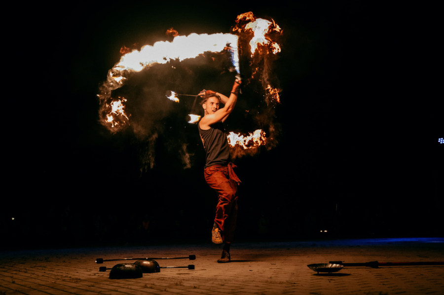 Taniec z Ogniem i Światłem - Fireshow - Manipura Teatr Ognia: zdjęcie 91766287