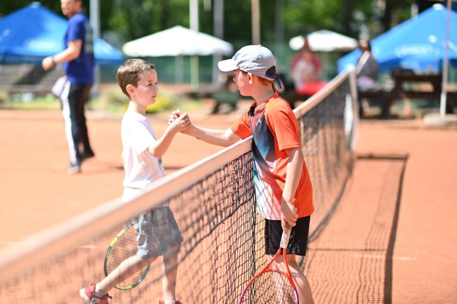 Nauka gry w tenisa dla dzieci i młodzieży w Centrum Tenisa Don Balon: zdjęcie 92220127