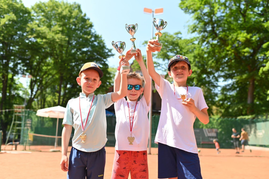 Nauka gry w tenisa dla dzieci i młodzieży w Centrum Tenisa Don Balon: zdjęcie 92220131