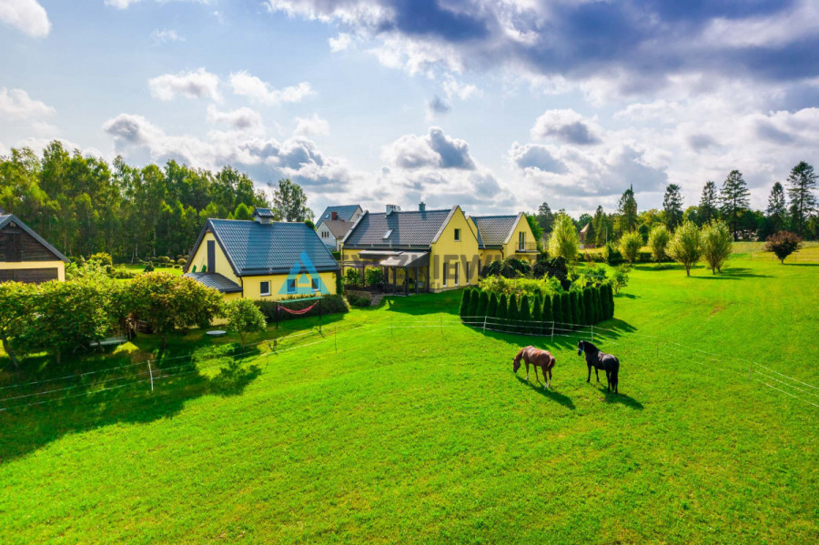 Pięknie utrzymane siedlisko w Smażynie: zdjęcie 92286017