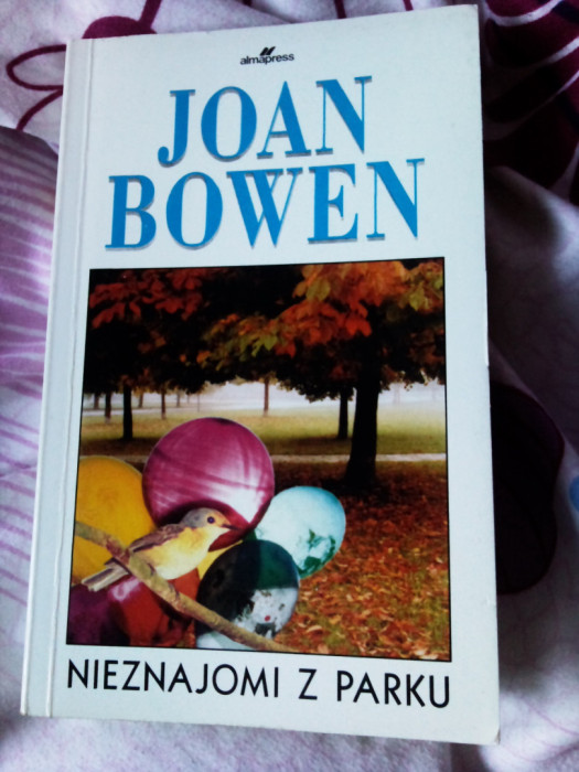 Sprzedam ksiazke Joan Bowen - Nieznajomi z parku