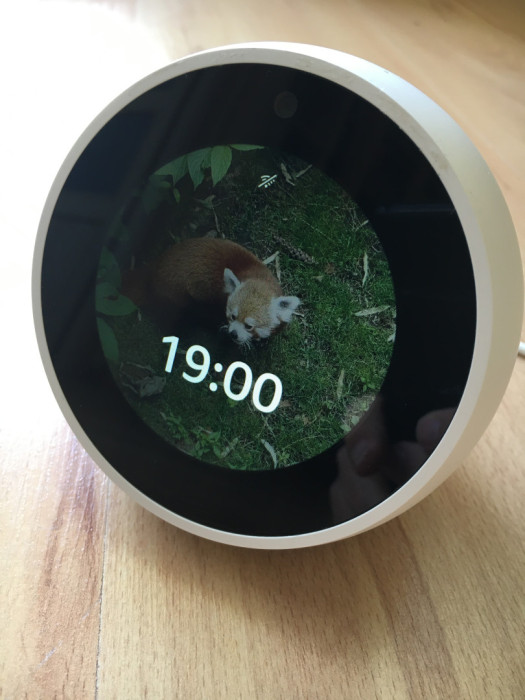 Inteligentny budzik Amazon Echo Spot VN94DQ, Biały