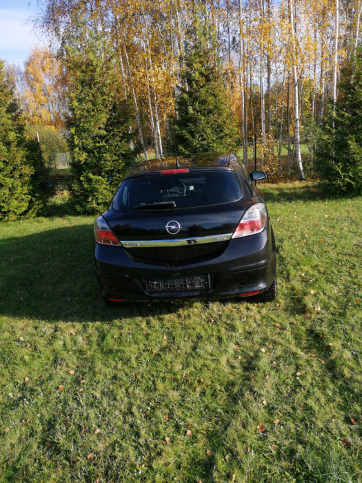 Opel Astra h: zdjęcie 92696074