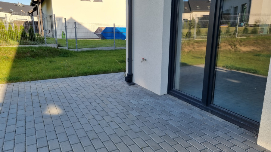 Wygodny dom z dużą działką Banino, Dąbrowa: zdjęcie 92434338