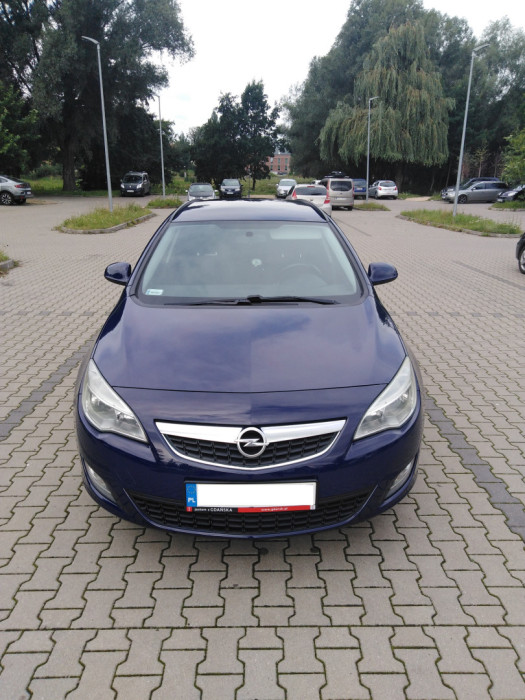 Opel Astra IV J 1.7 CDTI Sports Tourer [Kombi]: zdjęcie 92439366