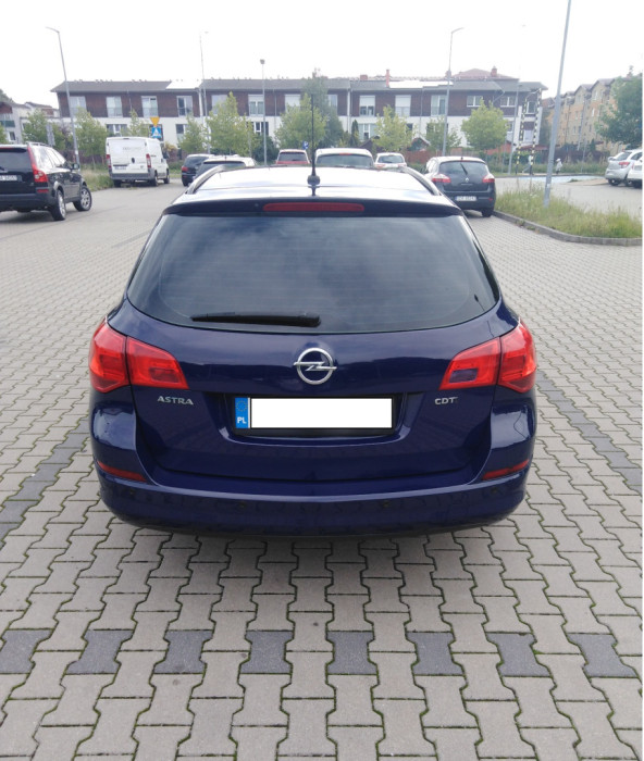 Opel Astra IV J 1.7 CDTI Sports Tourer [Kombi]: zdjęcie 92439370