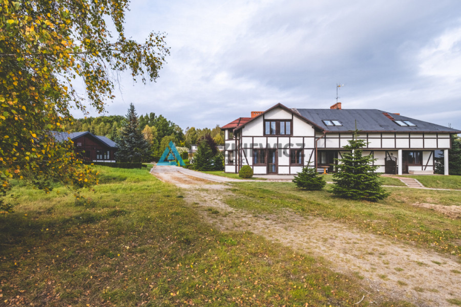 Ośrodek - Stadnina, domki, hotel i restauracja: zdjęcie 92571819