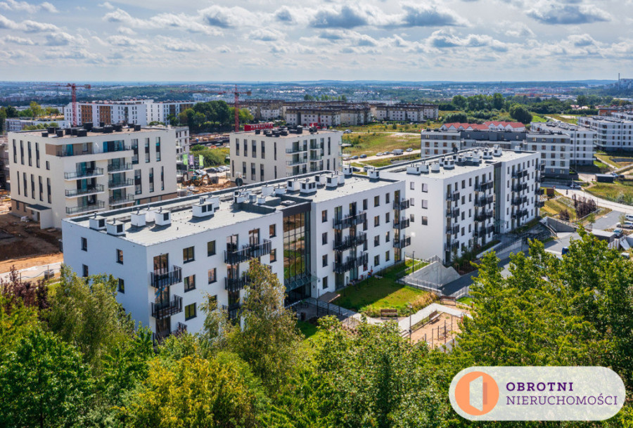 Ustawne z balkonem, 7 km od Śródmieścia Gdańska: zdjęcie 92621130