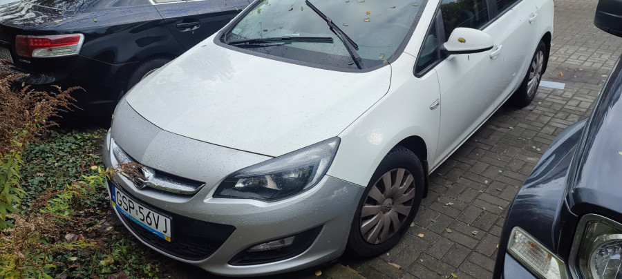 Opel Astra Bardzo Niski Przebieg 13 tys: zdjęcie 92796434
