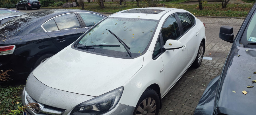 Opel Astra Bardzo Niski Przebieg 13 tys: zdjęcie 92796442