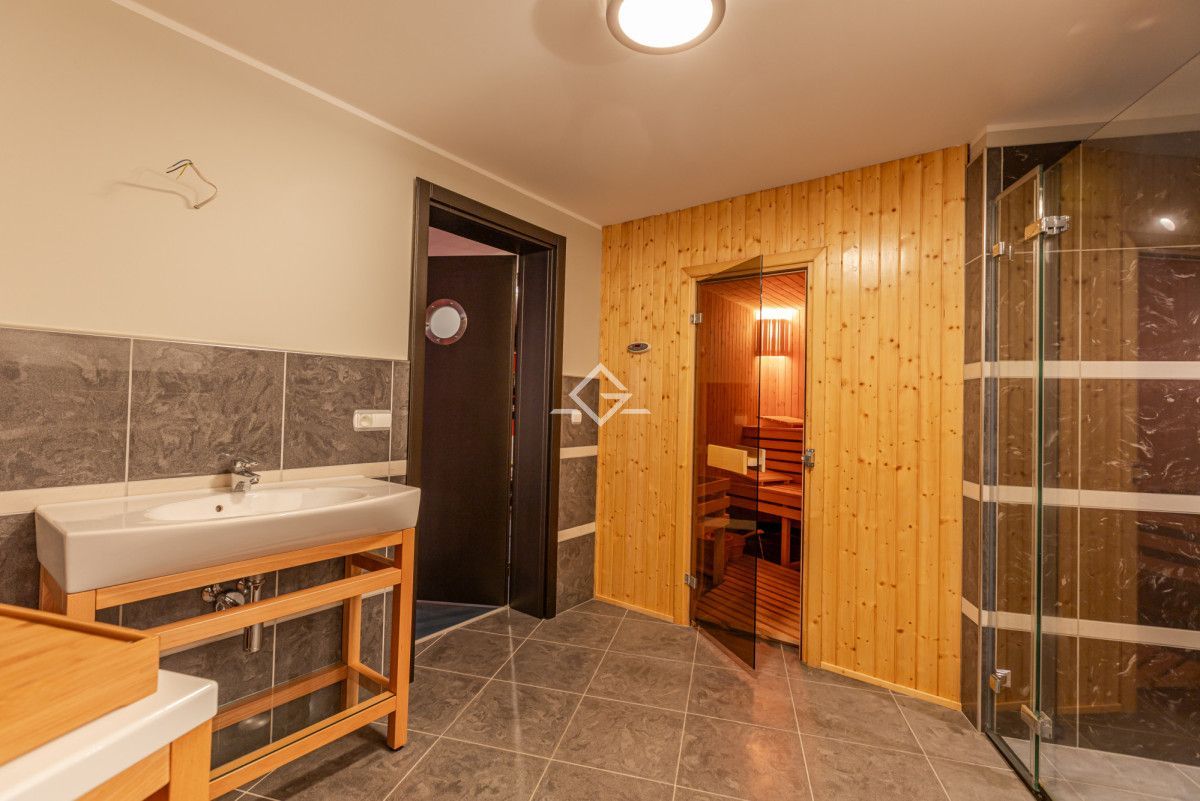 piękny dom na jasieniu | duży ogród | SAUNA: zdjęcie 93826634