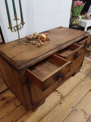 Przedwojenna komoda retro stara szafka drewniana vintage antyk ludowa