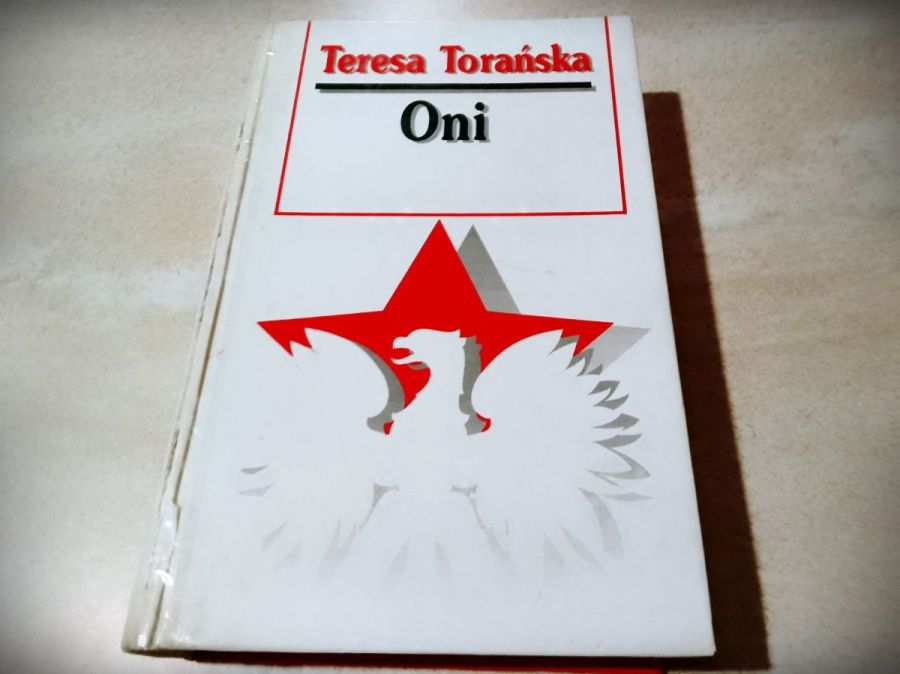 Książka - Oni - Teresa Torańska