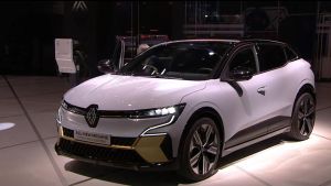 Wynajme samochod elektryczny Renault Megane E-tech