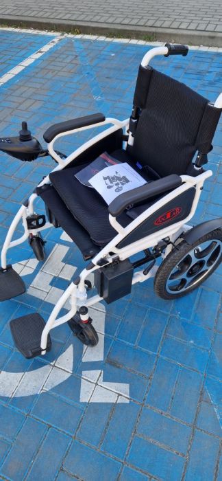oddam wózek inwalidzki elektryczny