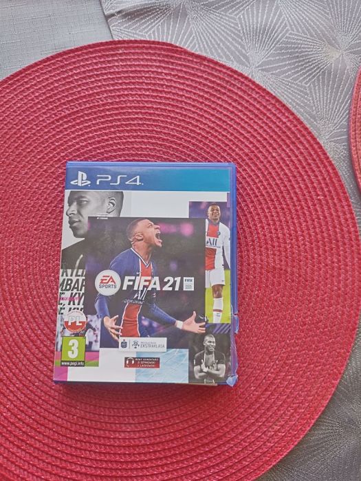 Gra FIFA 21 PS4, wersja pudełkowa