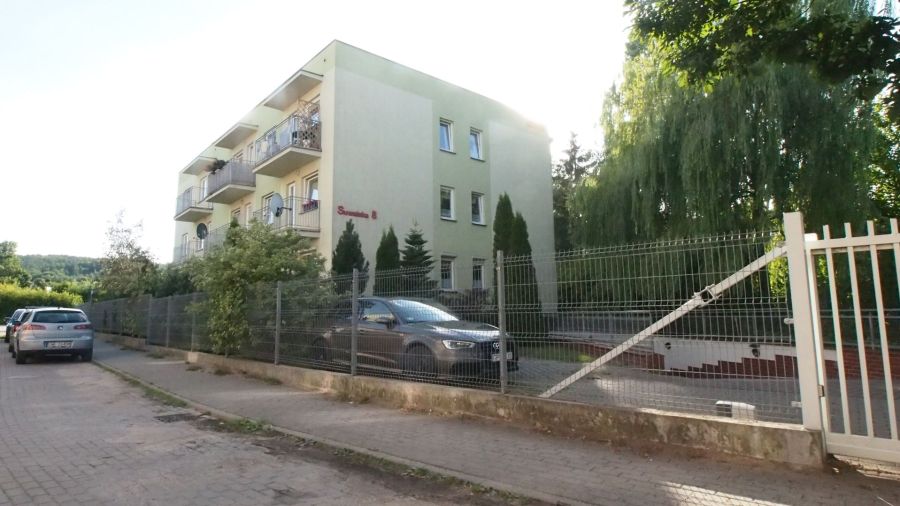 Rumia ul. Suwalska mieszkanie z miejscem w hali i piwnicą
