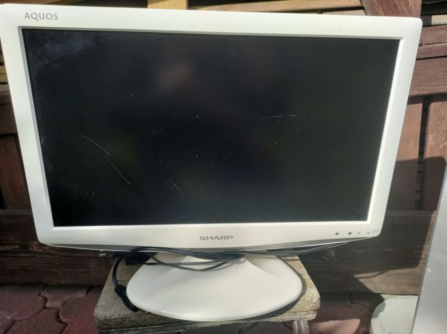 Monitor LCD 19 Sharp