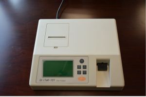 Czytnik testów paskowych UriTek-151 do analizy moczu