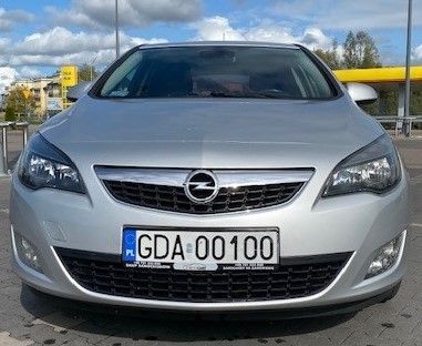 Opel Astra Model J 1.7 CDI