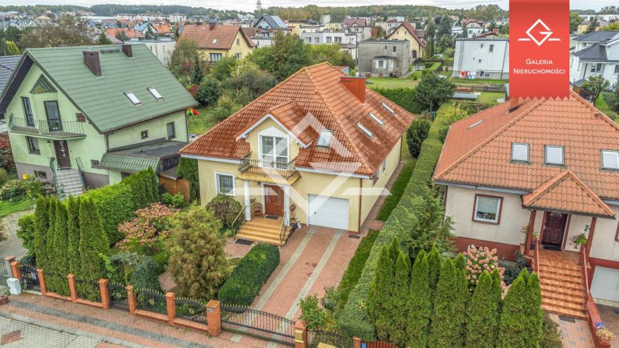 przestronny dom wolnostojący z ogrodem|gdańsk