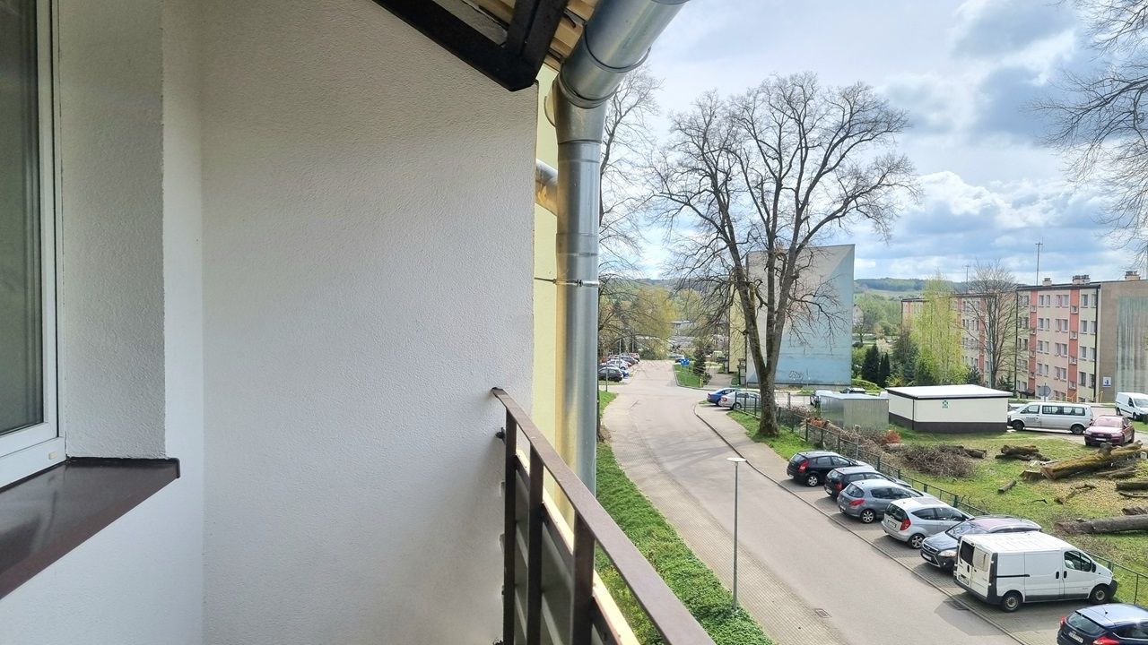 Kawalerka z balkonem- 3 piętro-ul. Piłsudskiego: zdjęcie 93817297