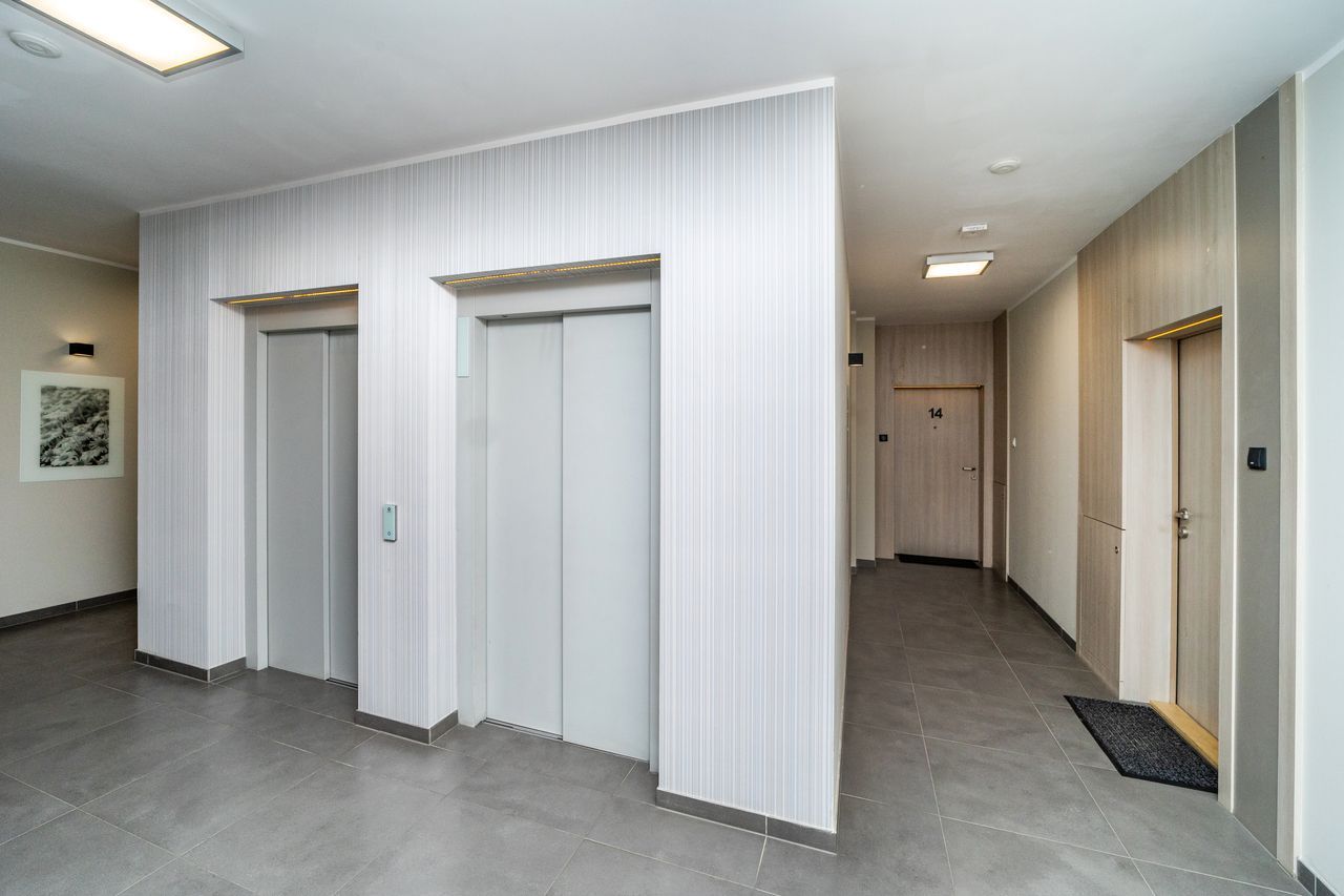 2 pokoje| miejsce w hali| nowe budownictwo| winda: zdjęcie 93818226