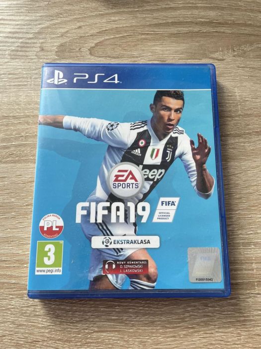 FIFA 19 FIFA 18 [PS4]. Płyta, Okazja!
