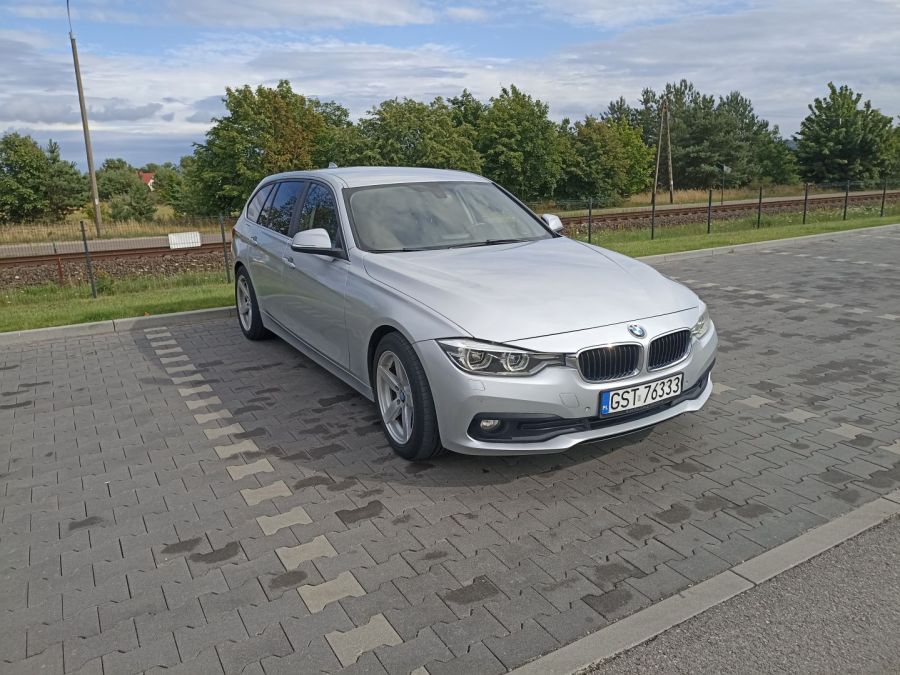 BMW 318D 2.0 D 150 KM F31 kombi grudzień 2016r po lifcie, stan BDB