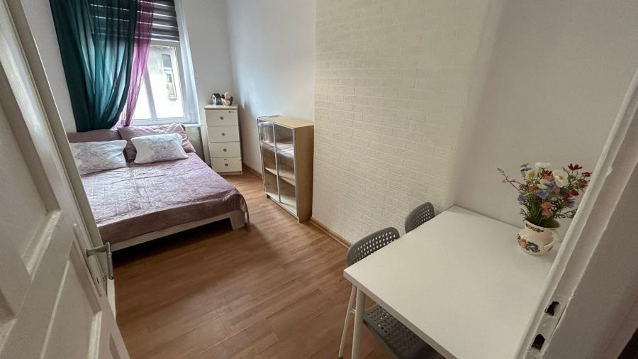 Komfortowy pokój dla pary albo singla. Gdańsk Centrum. Rooms. Кімнати.