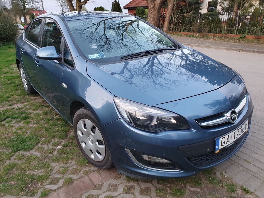 Opel Astra wersja Business