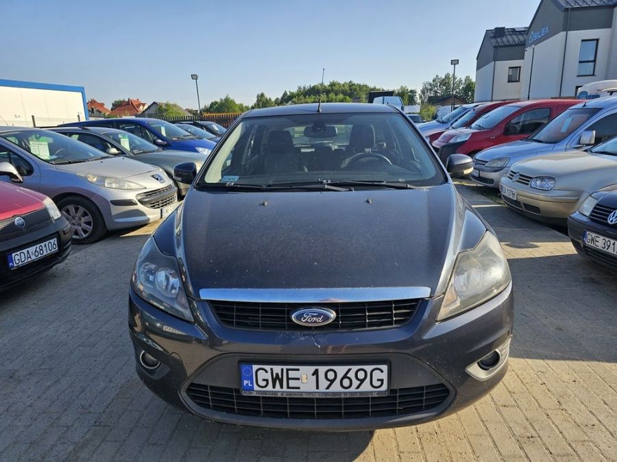 Ford Focus 1.6 benzyna 2008 rok