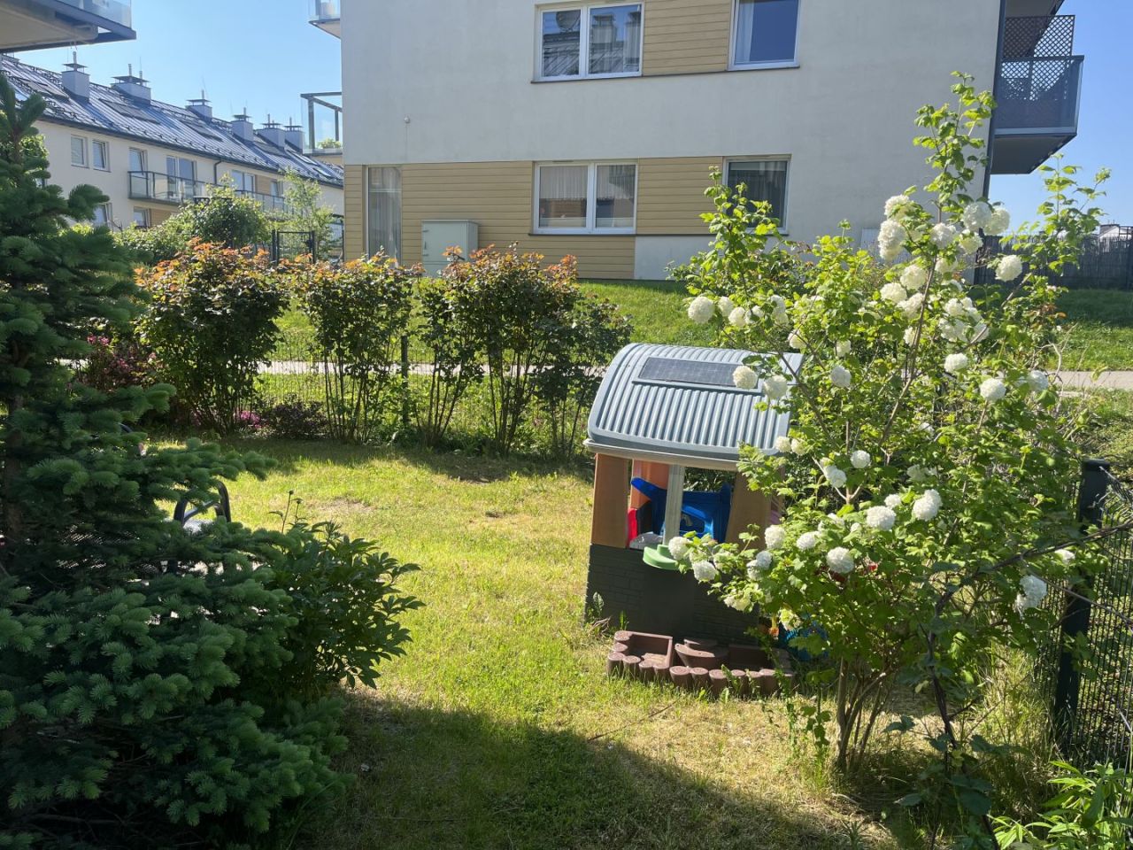 Ciepłe i słoneczne mieszkanie z ogródkiem: zdjęcie 93978701