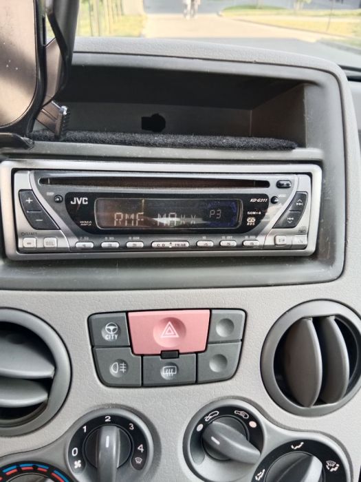 Radio Samochodowe JVC KD-G311