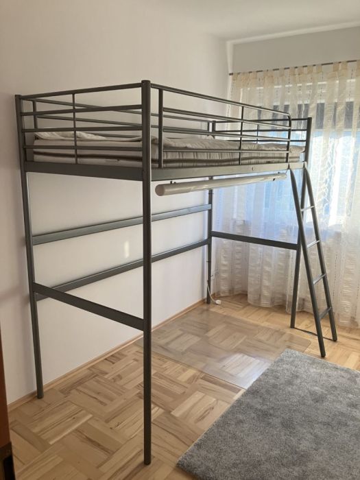 Łóżko piętrowe na antresoli Svarta IKEA