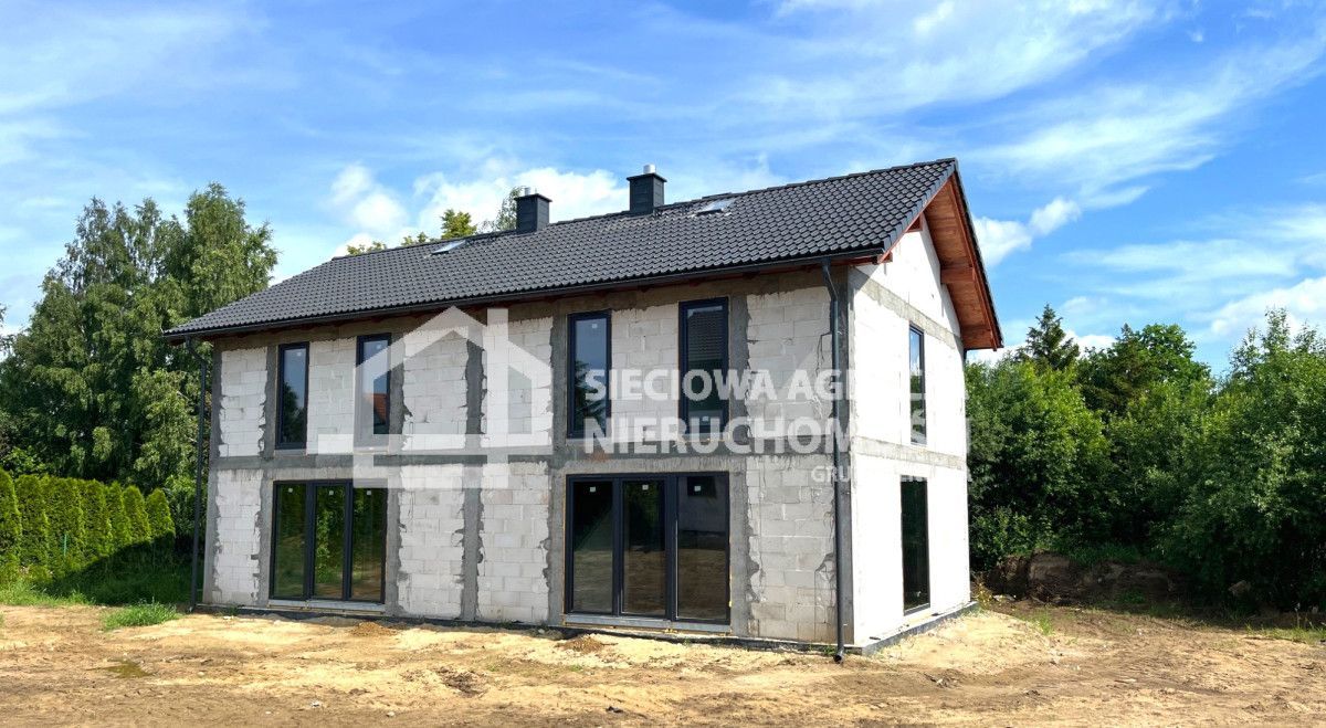 Nowy dom przy ulicy Raduńskiej w Żukowie.: zdjęcie 94060606