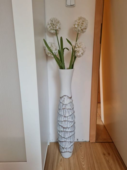 Wysoki wazon ozdobny podłogowy