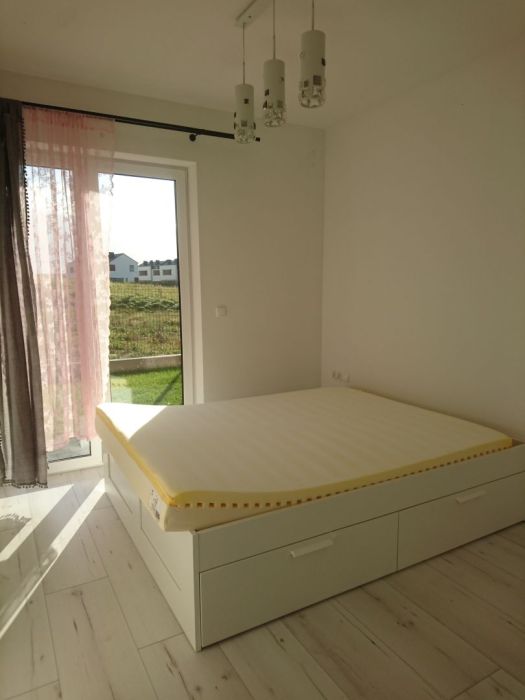 Łóżko z Ikea Brimnes białe 160x200 4 szuflady. ze stelażem