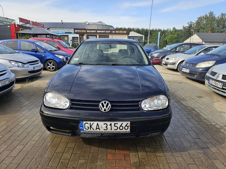 Volkswagen Golf 1.6 benzyna 1998 rok