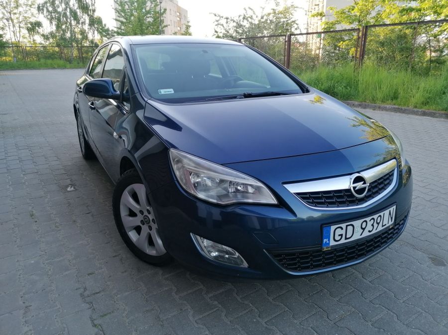 Opel Astra J 1.7 cdti