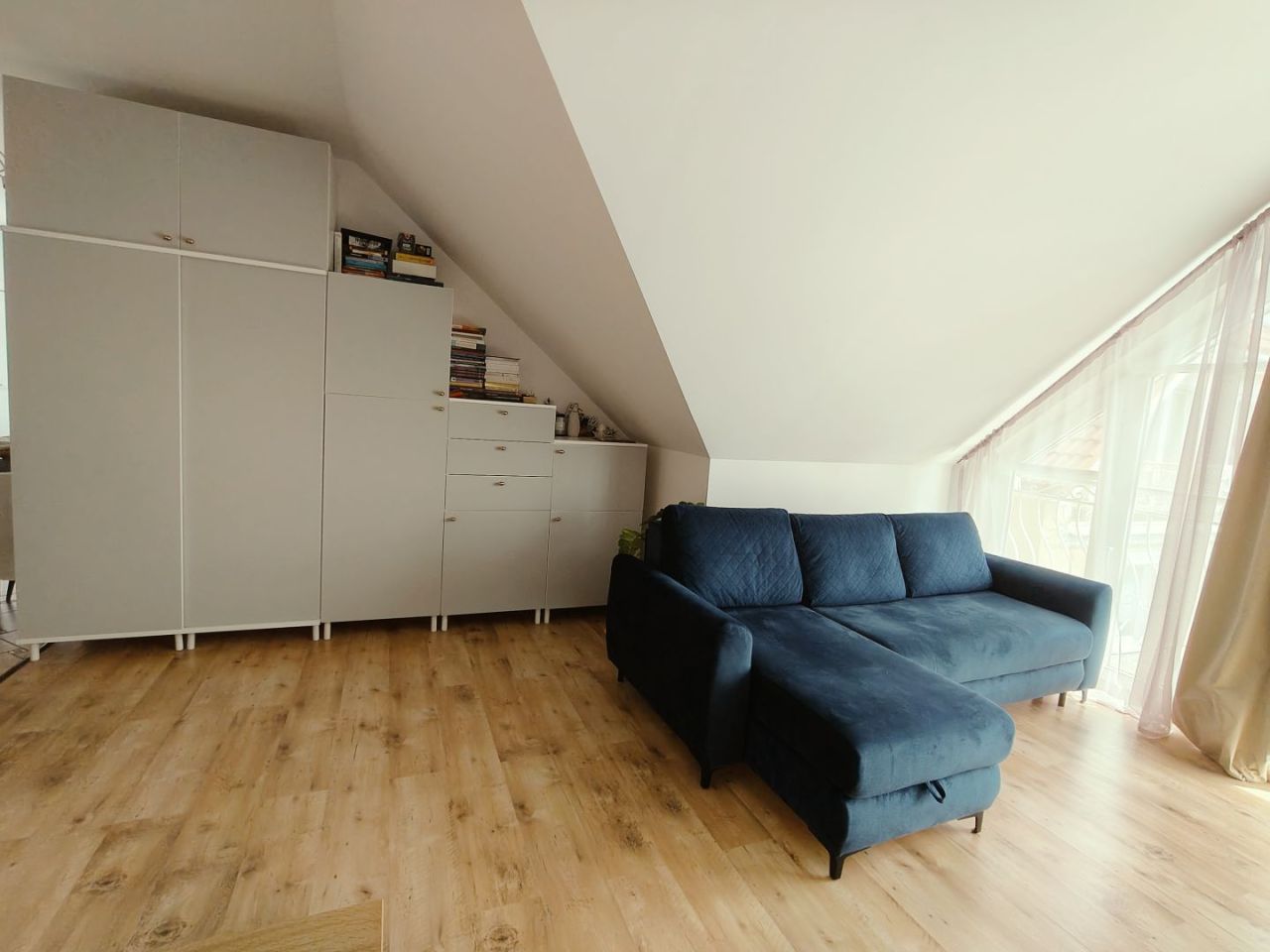 Słoneczne, przytulne 3-pokojowe mieszkanie z garażem: zdjęcie 94417322