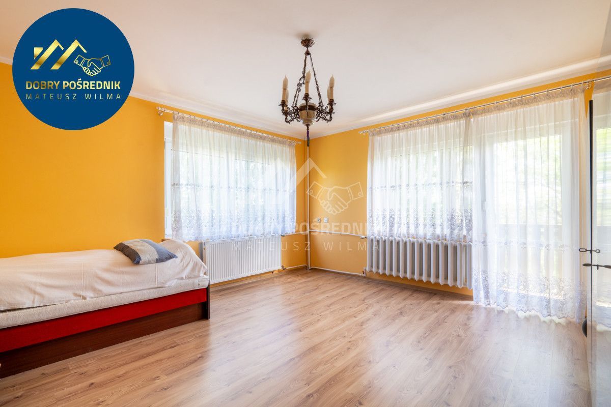 3 Oddzielne mieszkania|2 Garaże| 2 Tarasy | Balkon: zdjęcie 94673746